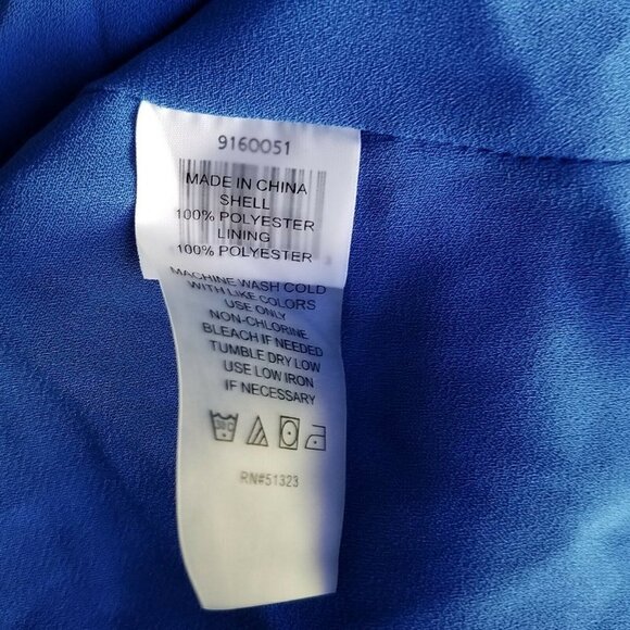 Vince Camuto Metro Blue Stripe Short Sleeve Blouse Women's. Size Medium. NWT - Picture 11 of 12